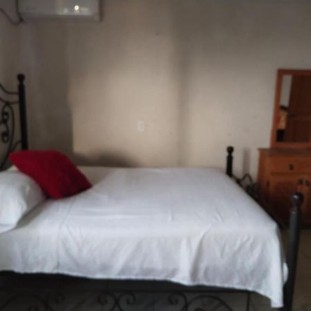 Hotel La Laguna Tequesquitengo Εξωτερικό φωτογραφία